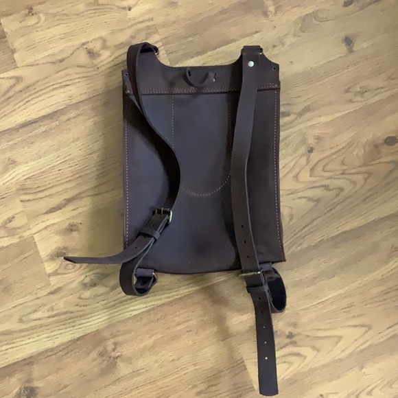 Handmade leather backpack - Picture 2 of 5